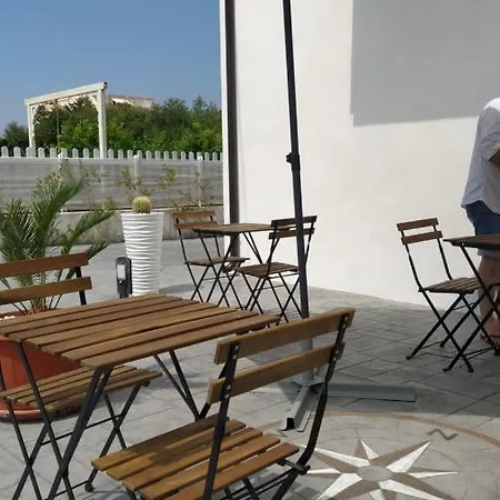 Frontemare Marina Ch Frühstückspension San Salvo