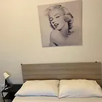 Frontemare Marina Ch Oda ve Kahvaltı 3*