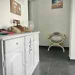 Oda ve Kahvaltı Frontemare Marina Ch