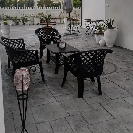 Frontemare Marina Ch 산살보