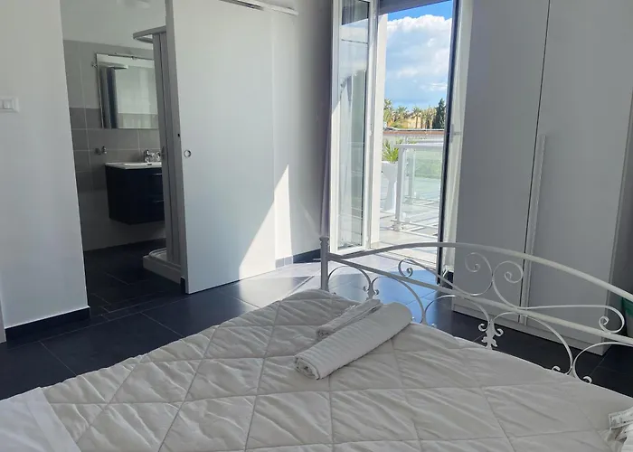 Bed & Breakfast Frontemare Marina Ch